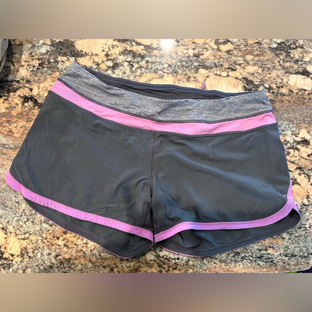 Lululemon shorts size 10